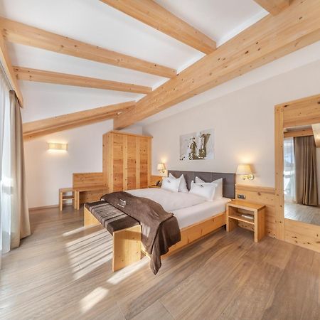 Hotel Chalet Dlaces Σέλβα ντι Βαλ Γκαρντένα Εξωτερικό φωτογραφία