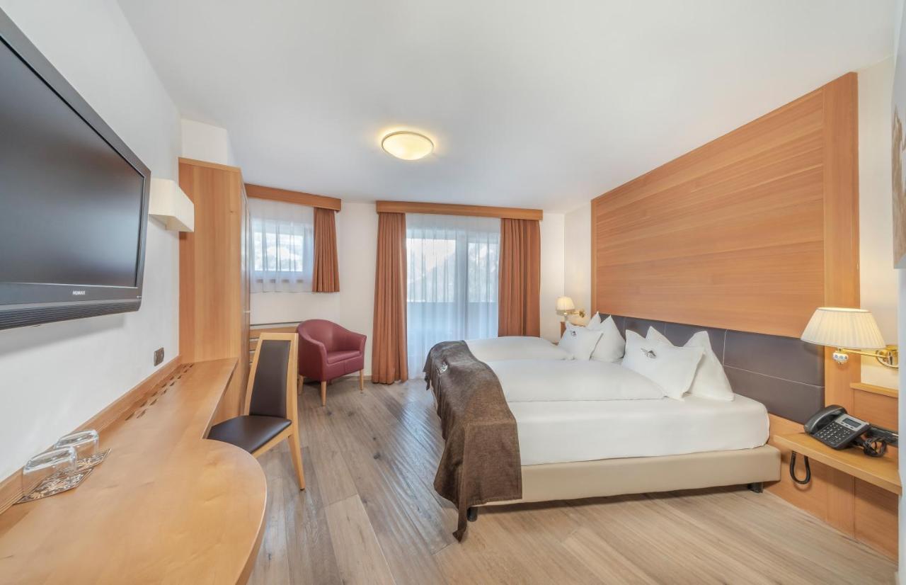 Hotel Chalet Dlaces Σέλβα ντι Βαλ Γκαρντένα Εξωτερικό φωτογραφία
