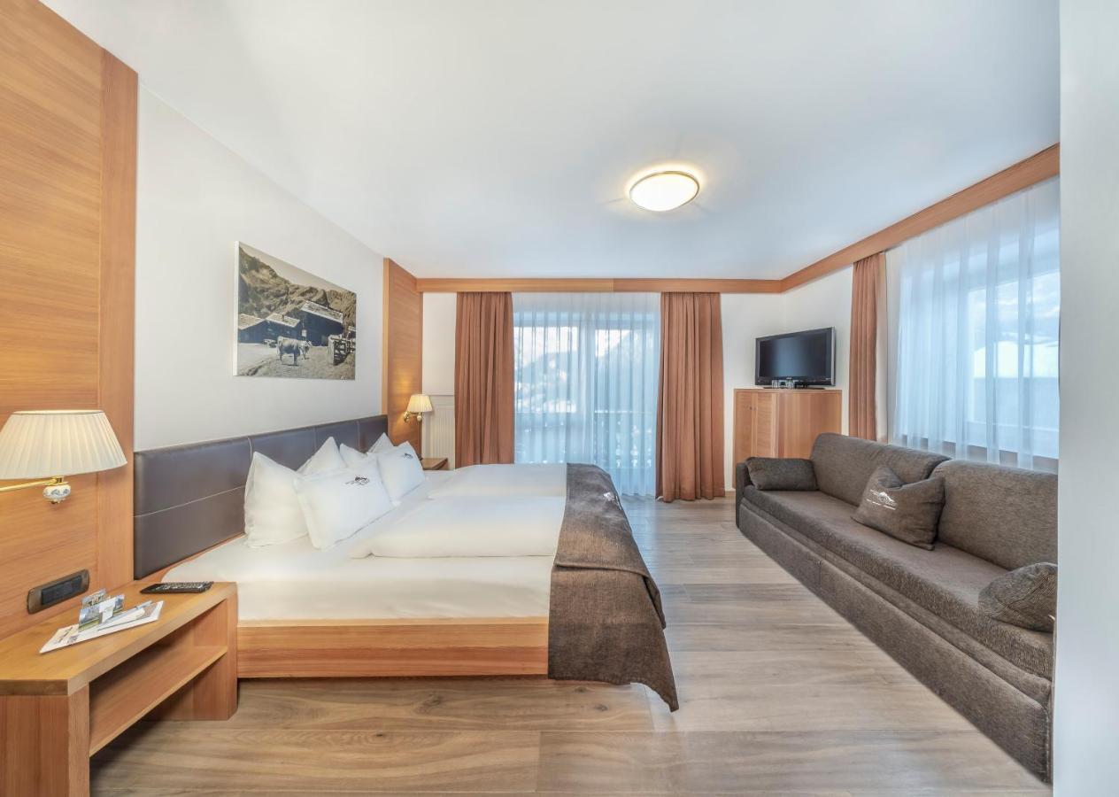 Hotel Chalet Dlaces Σέλβα ντι Βαλ Γκαρντένα Εξωτερικό φωτογραφία
