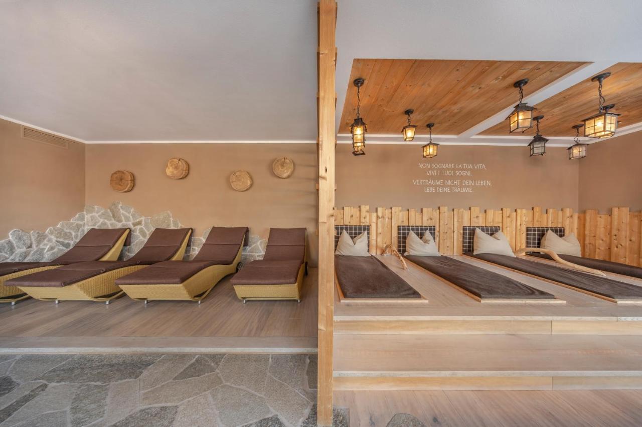 Hotel Chalet Dlaces Σέλβα ντι Βαλ Γκαρντένα Εξωτερικό φωτογραφία