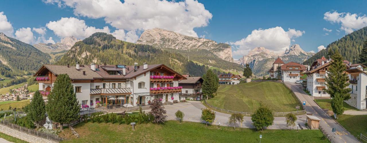Hotel Chalet Dlaces Σέλβα ντι Βαλ Γκαρντένα Εξωτερικό φωτογραφία