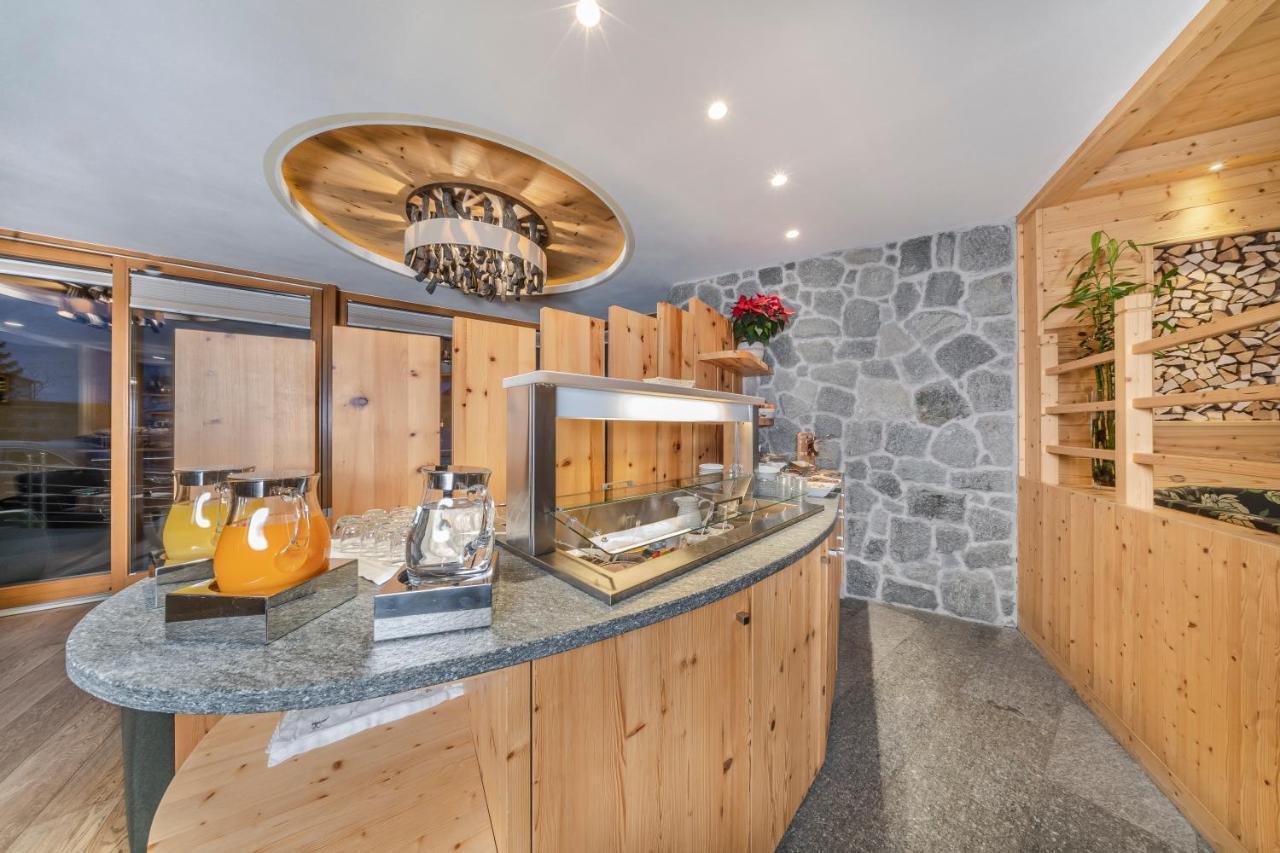 Hotel Chalet Dlaces Σέλβα ντι Βαλ Γκαρντένα Εξωτερικό φωτογραφία