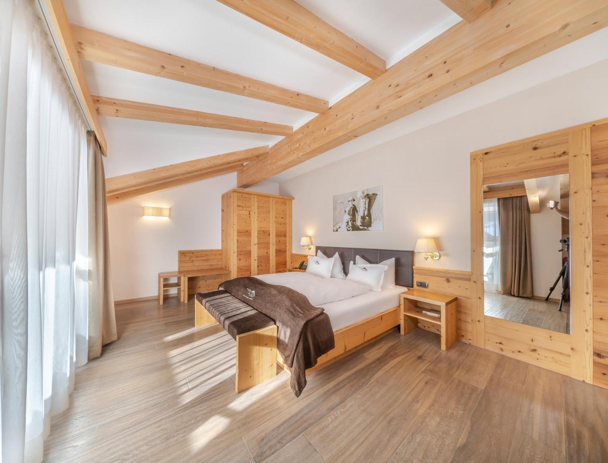 Hotel Chalet Dlaces Σέλβα ντι Βαλ Γκαρντένα Εξωτερικό φωτογραφία