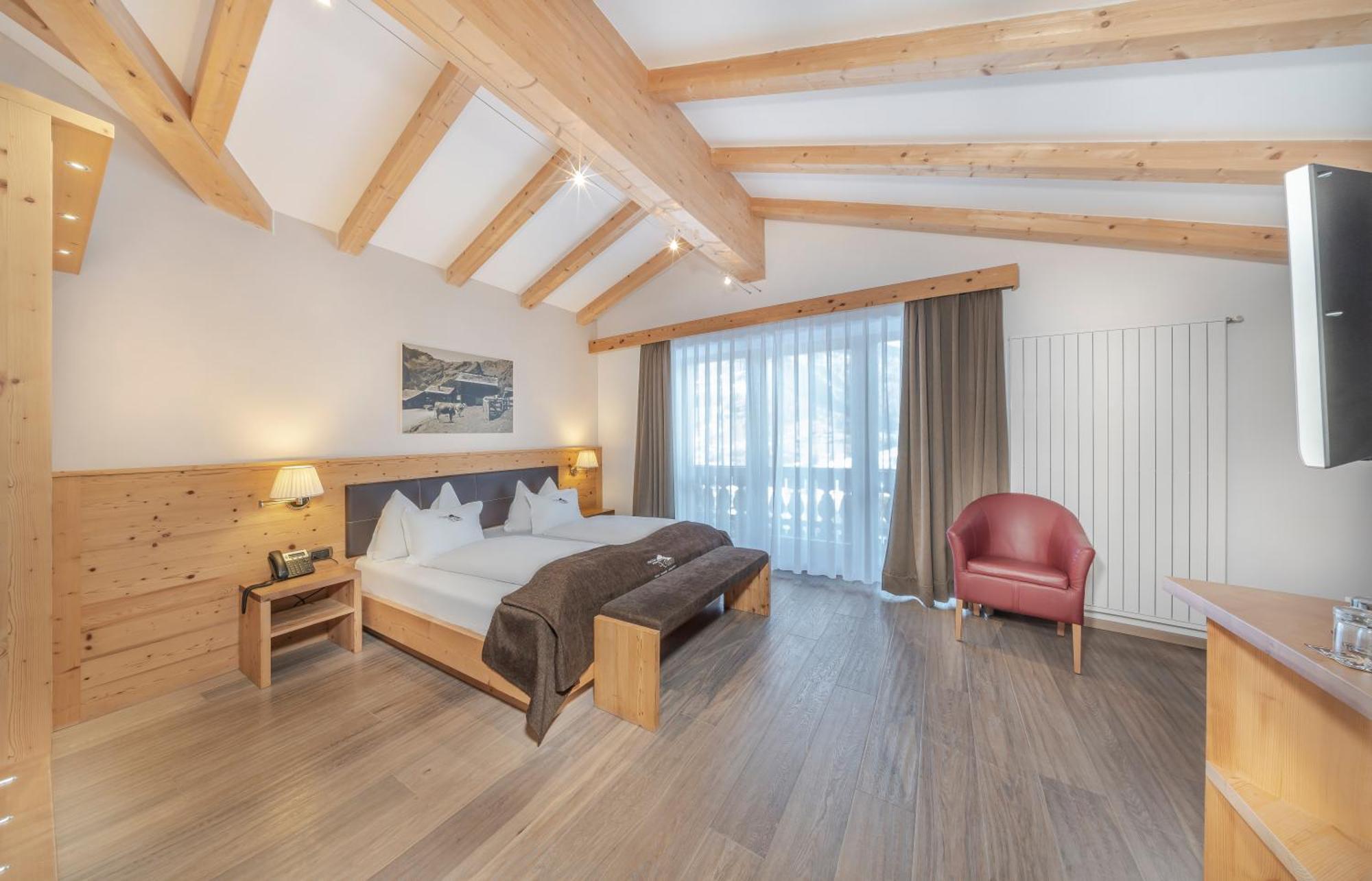Hotel Chalet Dlaces Σέλβα ντι Βαλ Γκαρντένα Εξωτερικό φωτογραφία